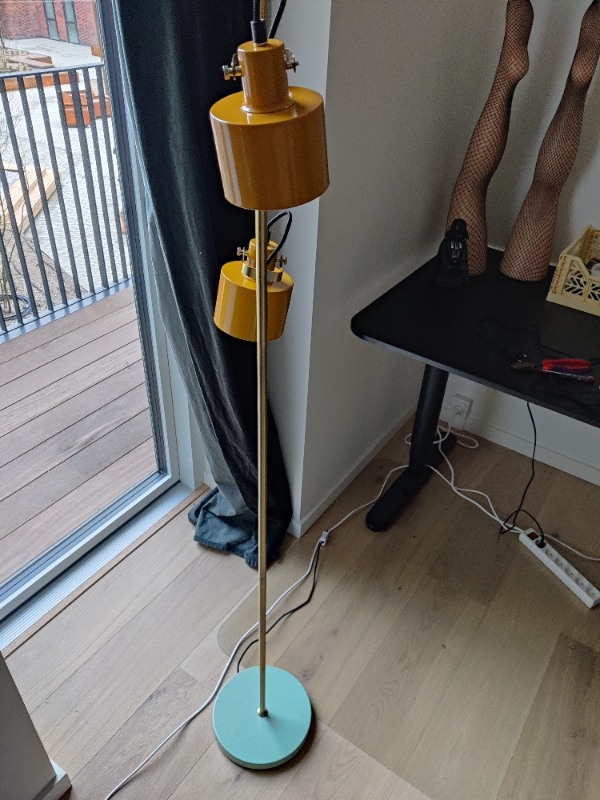 Standerlampe virker ikke