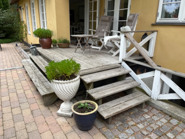 Ny træterasse på ca. 12 m2 + trappetrin