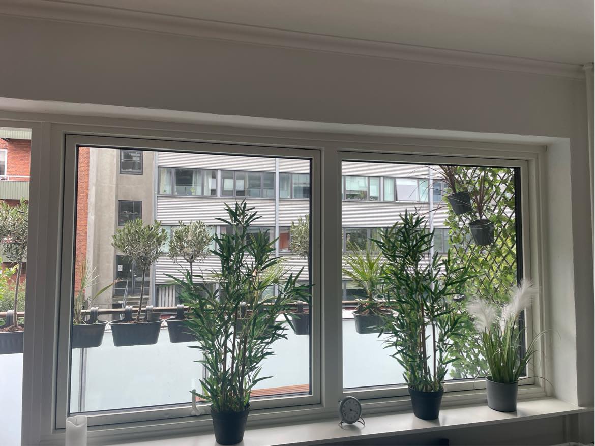 Hjælp til at sætte 3 gamle vinduespersienner op