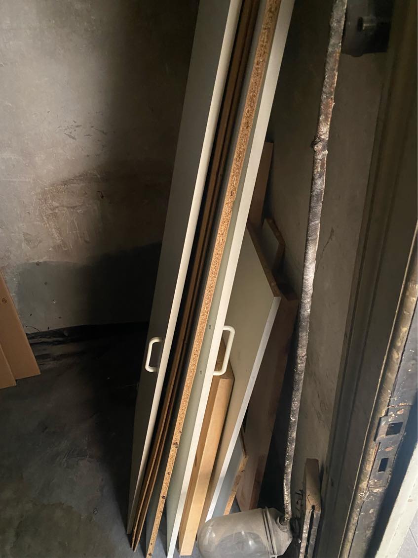 Bæring af skabslåger til storskrald