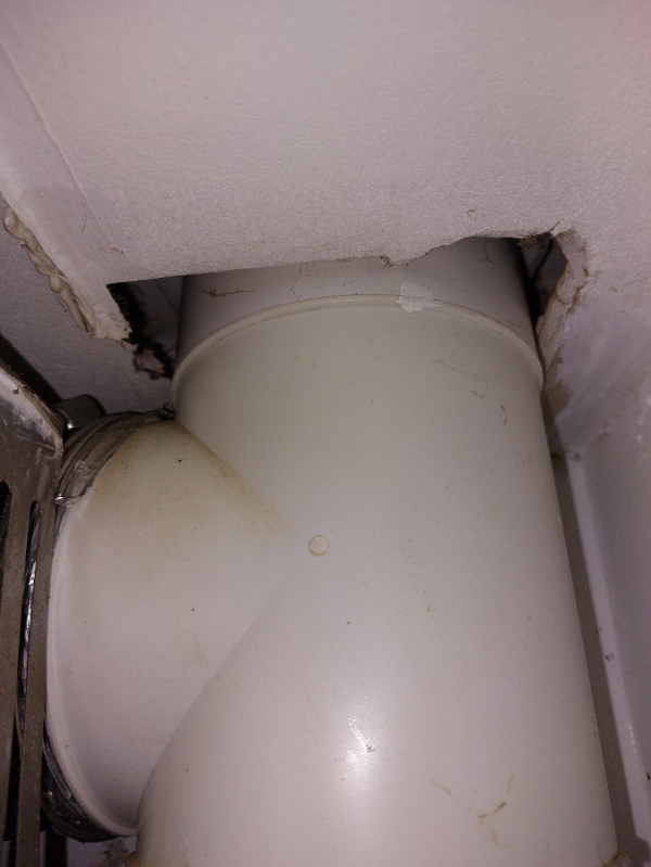 udskiftning og montering af ny emhætte