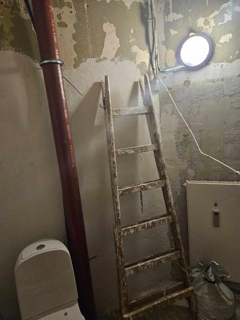 Pex rør installationer, fræsning og spartling