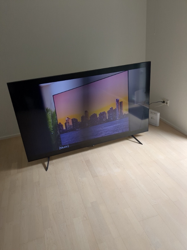 Hængt tv op og billeder mm.