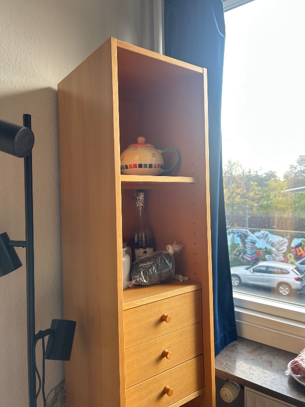 Afhentining af gamle møbler til affaldssortering