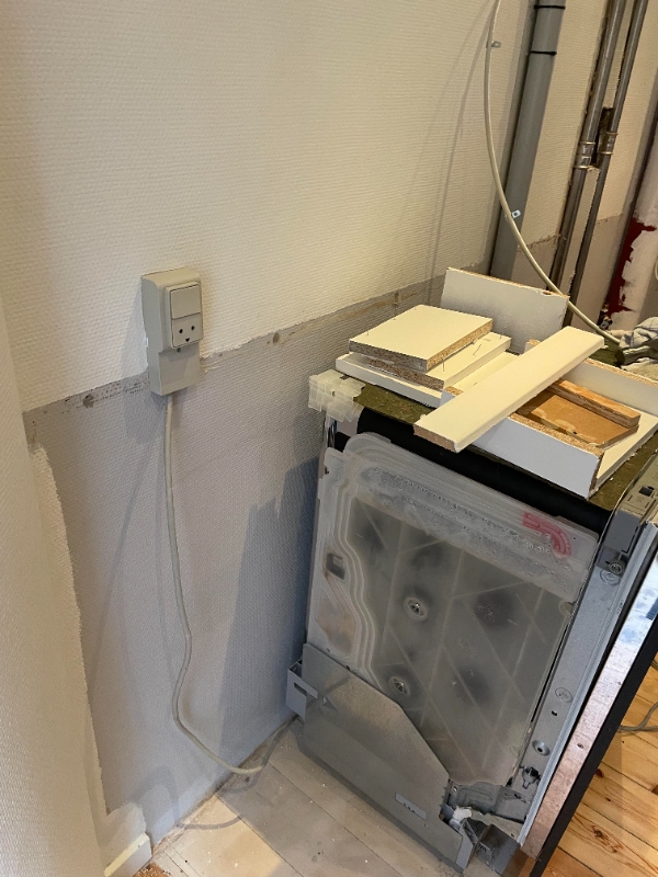 skift af stikkontakter og tjek af el efter køkkenskift/før montering af nyt køkken