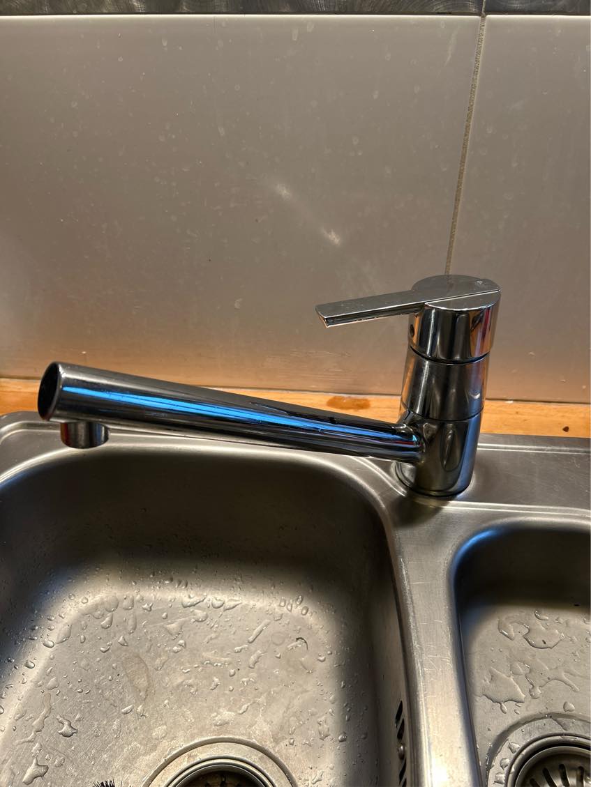 Køkken armatur udskiftning