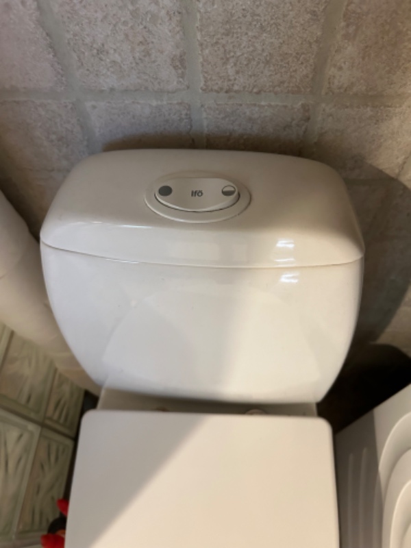 Nyt toilet inclusiv montering