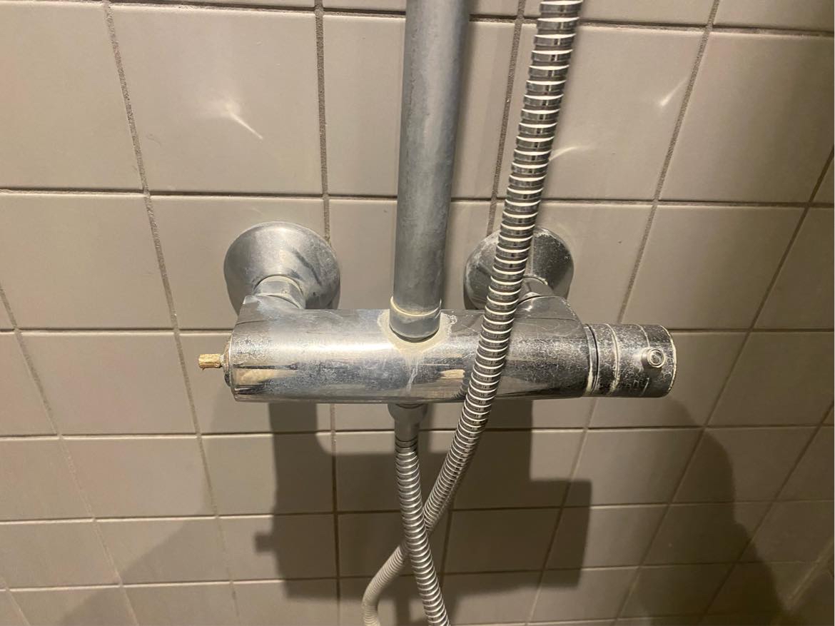 Udskiftning af brusesæt inkl. armatur