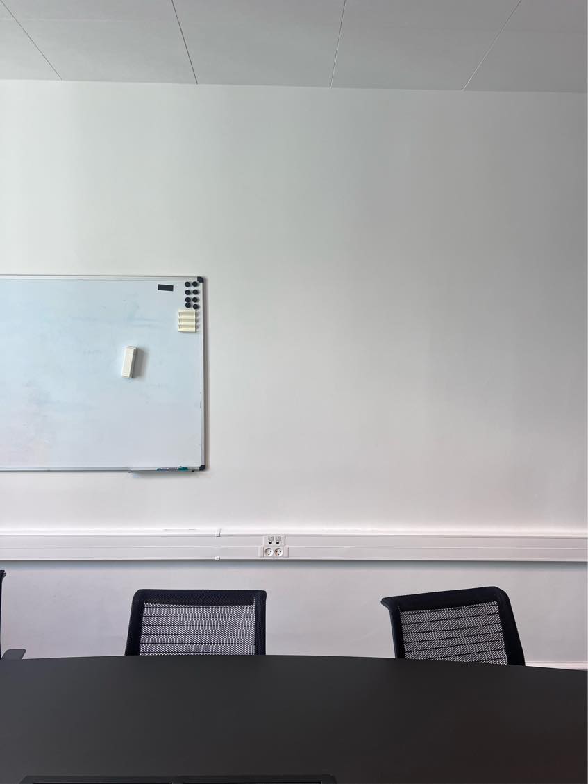 Nedtagning og opsætning af væghængt tv