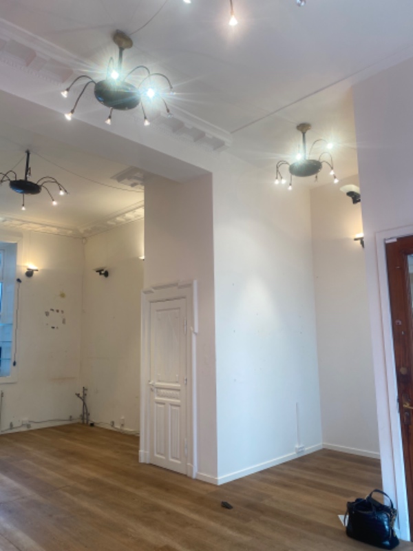 Istandsættelse af lejemål i Aarhus C, samling/ophængning af inventar, lys, letvæg, malling mv.