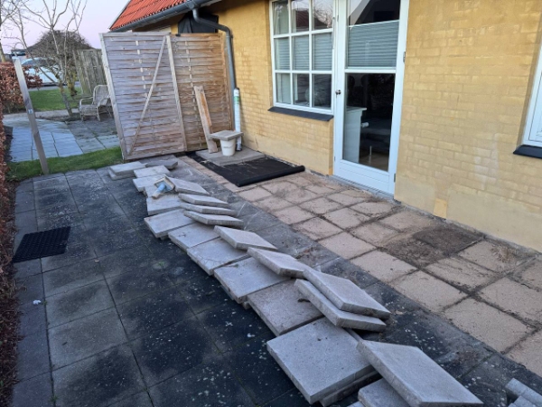 Forbedring af terrasse ca. 4 x 8 meter – ca. 30 kvm2