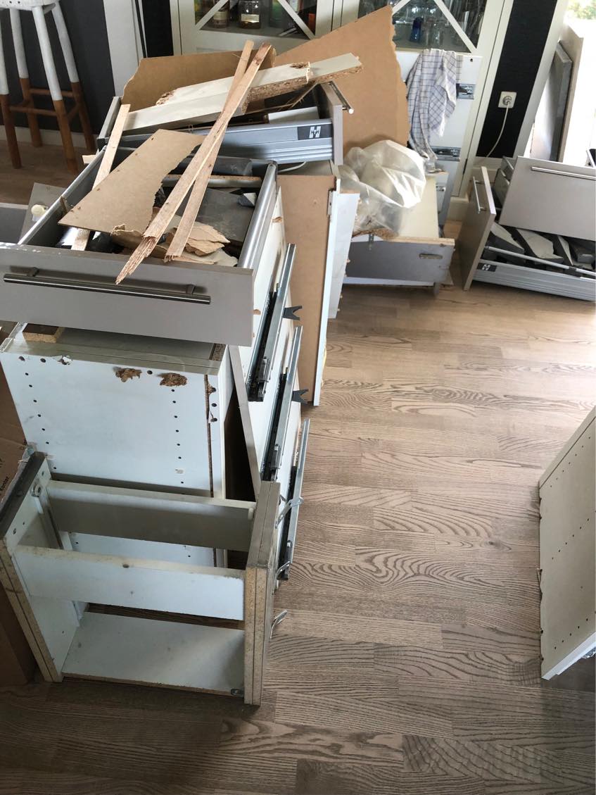 Fjernet køkken elementer der er taget ned