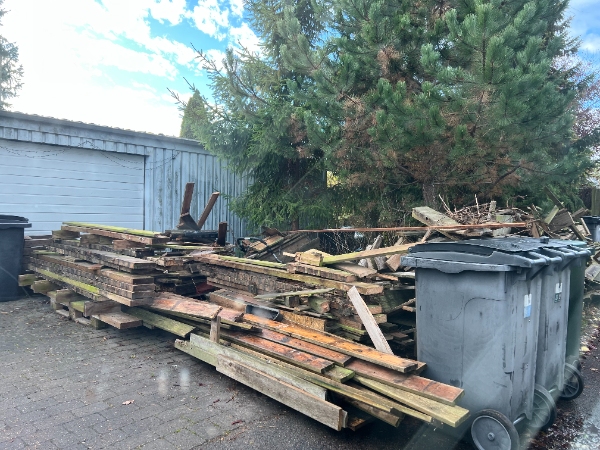 Fjernelse af terrassebrædder