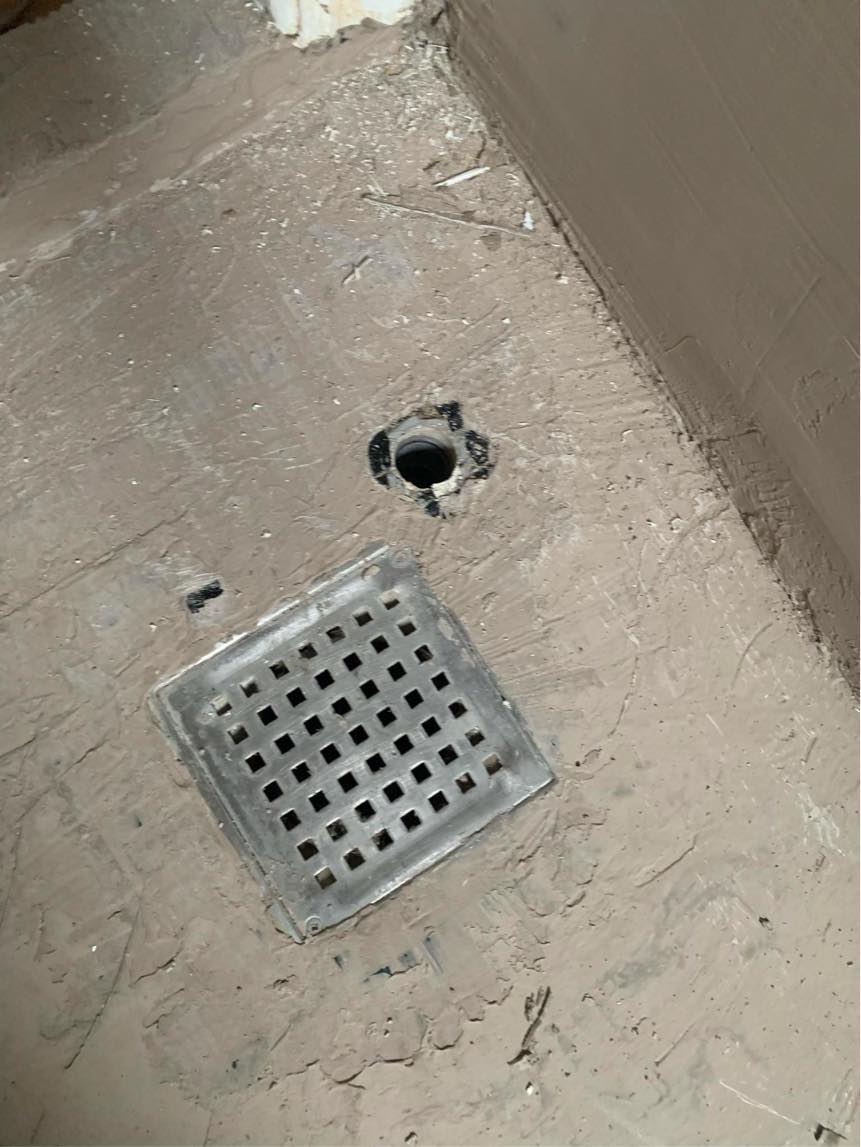 Montering af 2 badeværelser, samme andelsforening