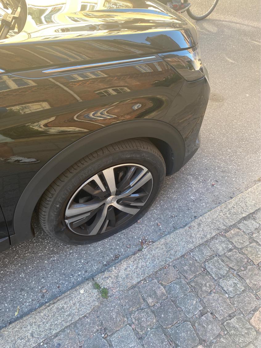 Hjælp til Punkteret dæk