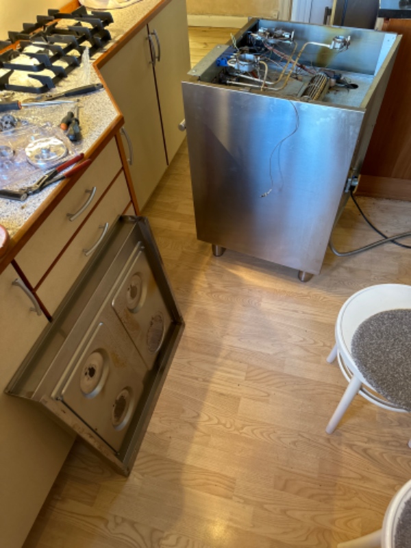 Nedbæring og bortkørsel af gaskomfur