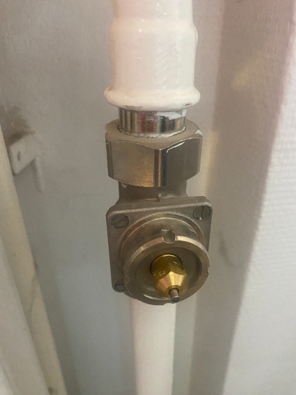 Reparation af radiator termostat