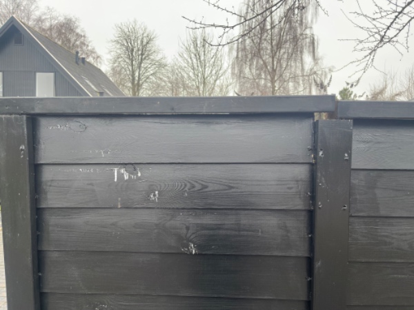 Reparation af træhegn