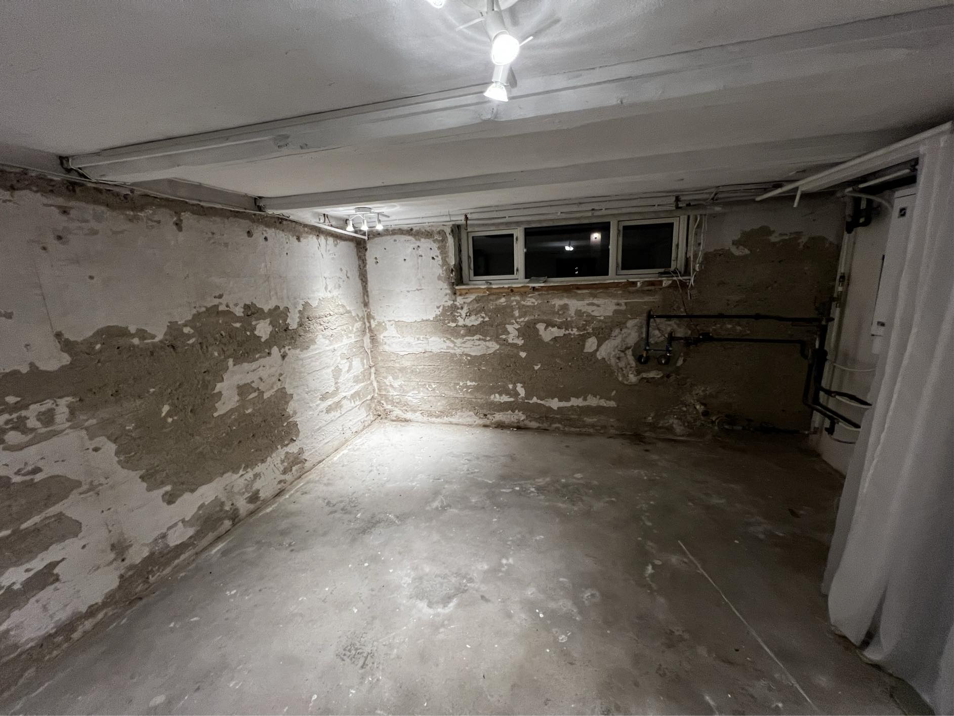 Opsætning af Skamol i kælder m.m