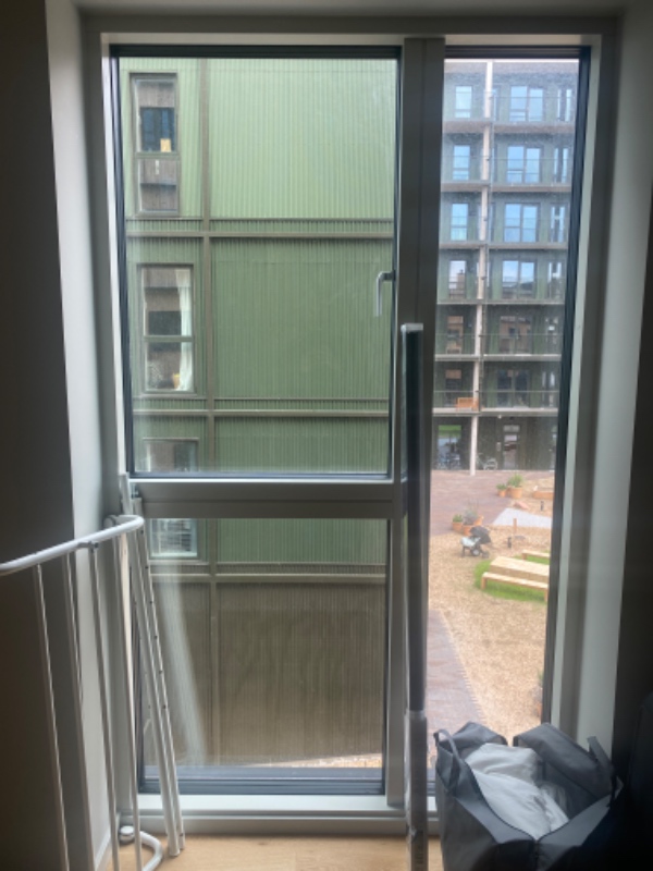 Opsætning af mørklægningsgardiner