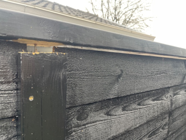 Reparation af træhegn