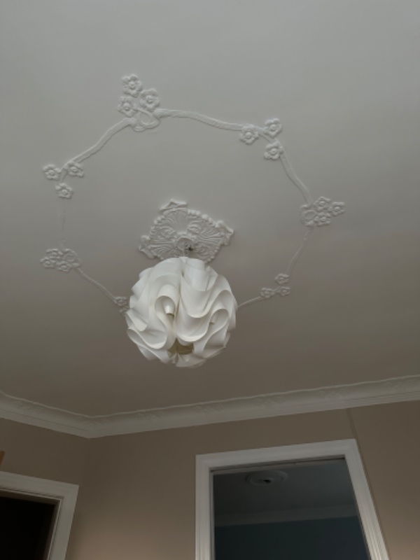 Tilslutning af 4 loftlamper + 4 spots i gang, i ældre herskabslejlighed på Nørrebro