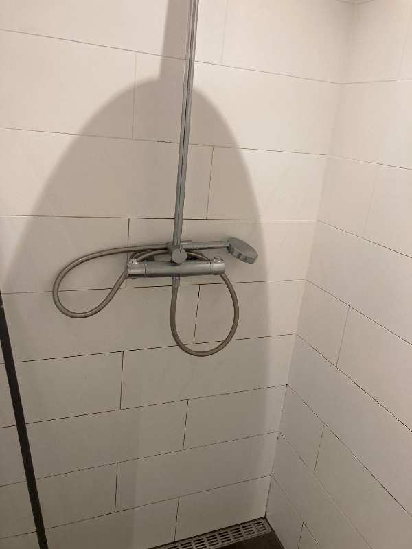 Nye fliser i brusheniche