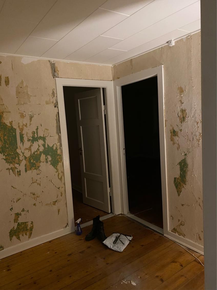 Spartel af vægge i 3 rum + loft i 1 rum