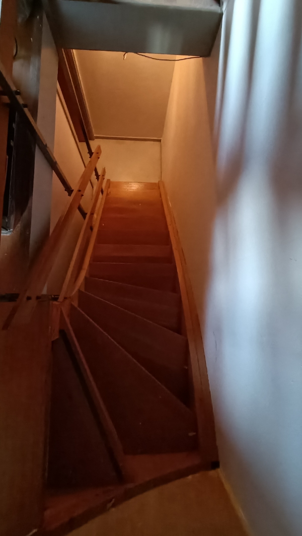 Flytning af sikringsskab og skabsfryser