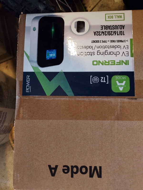 Skal have tilsluttet en ladeboks til eksisterende stik.