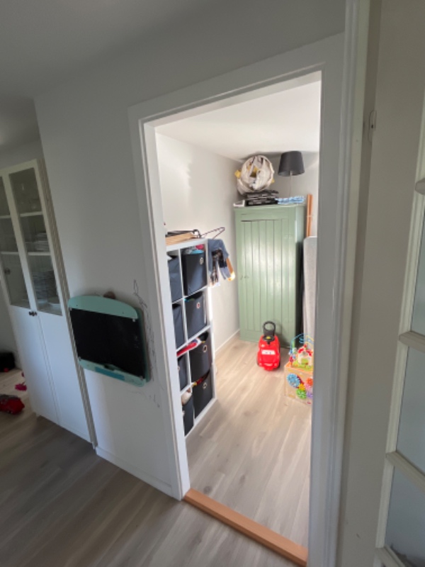 Sættes ny dør i nyt værelse