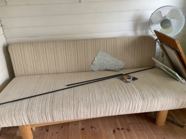 Bortkørsel af møbler og tæppe