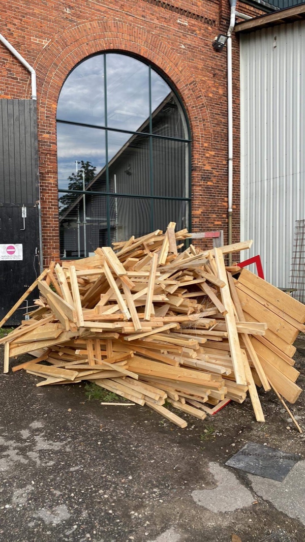 Afhentning af træaffald