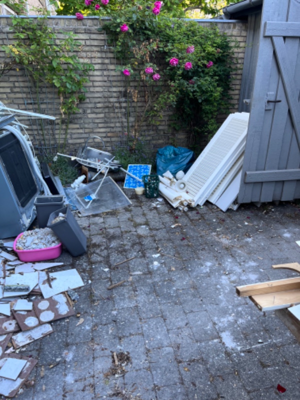 Fjerne byggeaffald i Rødovre