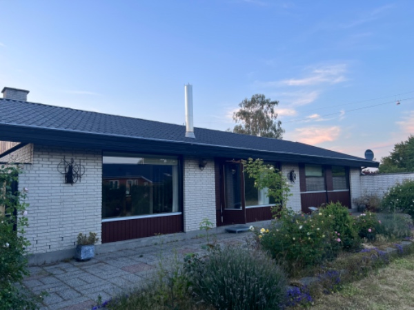 afmonter brændeovn, luk hullet i taget, og loftet