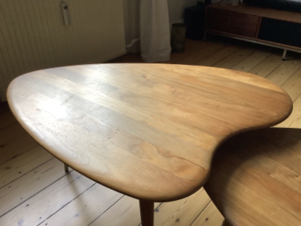 Slebet og olieret sofabord