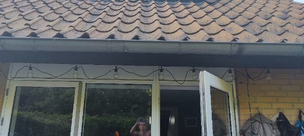 Montering af markise og strøm