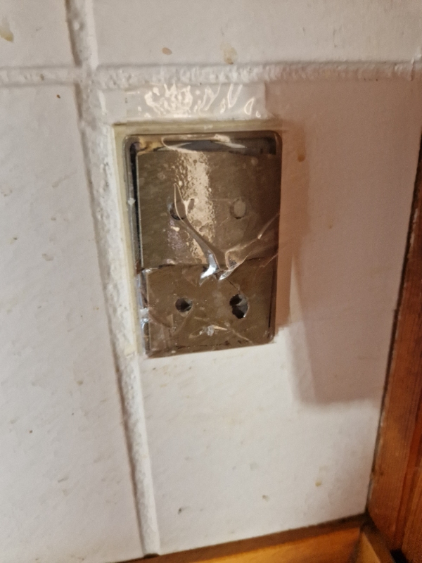 Stikkontakter skal udskiftes