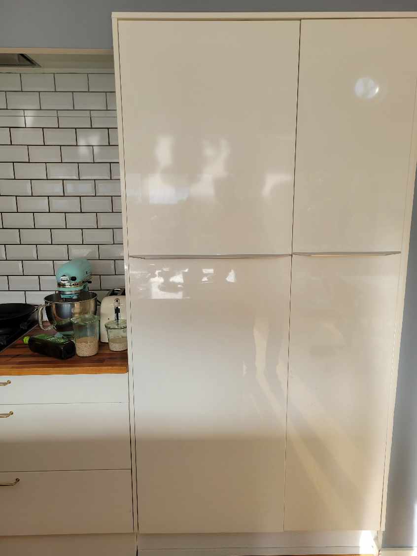 Skift af hængsler på køleskabslåge + lidt