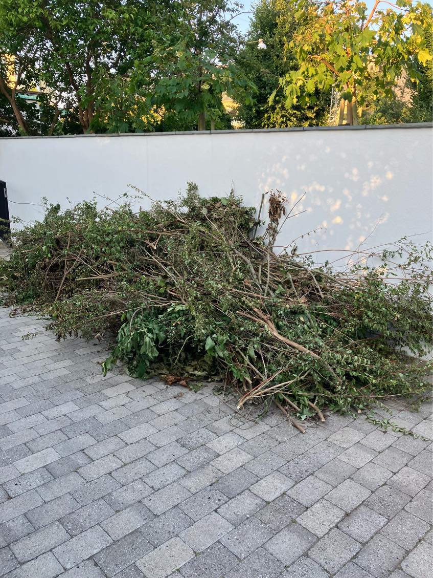 Haveaffald på genbrugspladsen