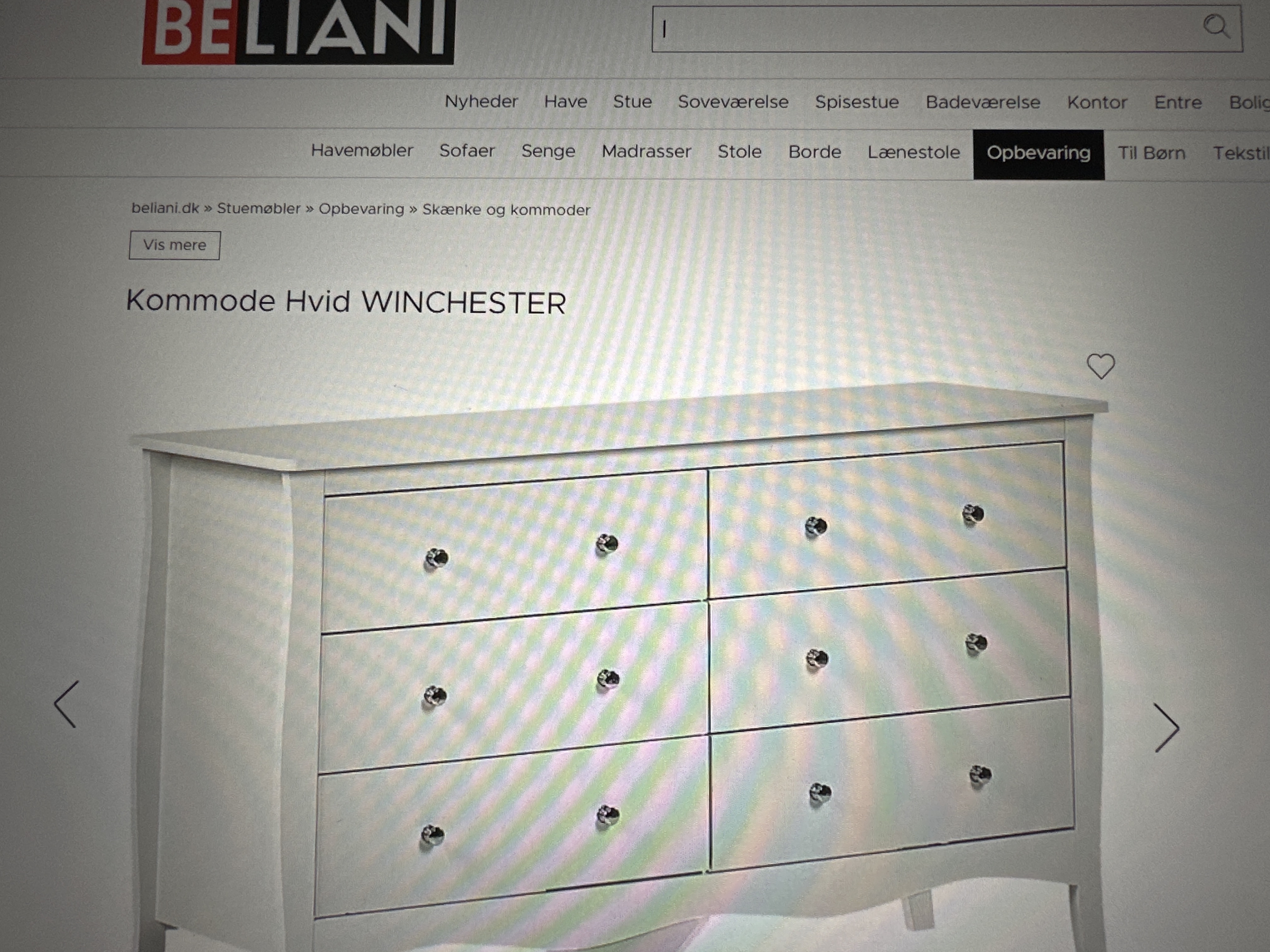 Samle kommode WINCHESTER fra Beliani & skru på væggen