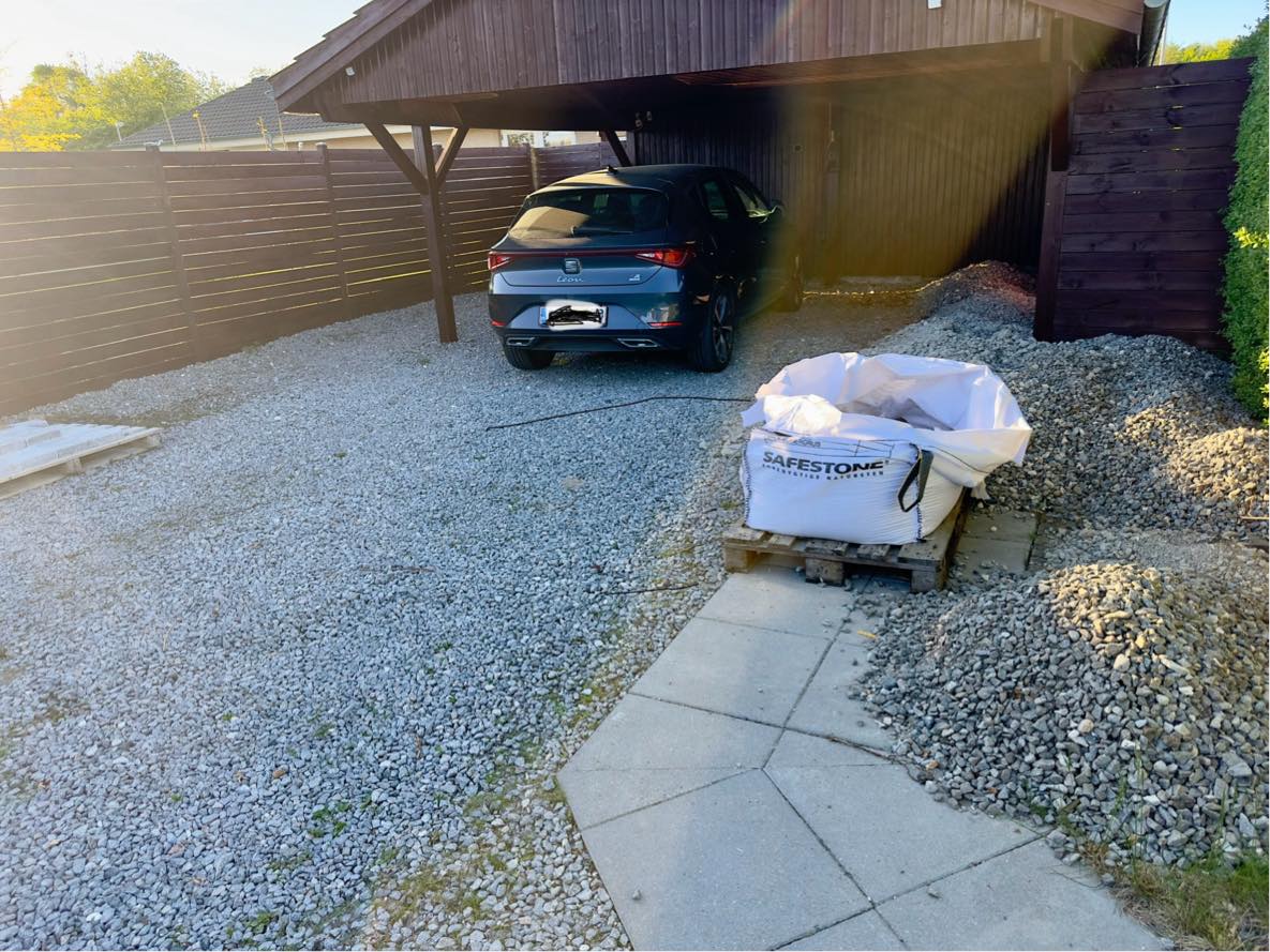 Gravning og bortskaffelse af granitskærver