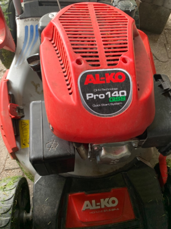 Service/reparation af plæneklipper