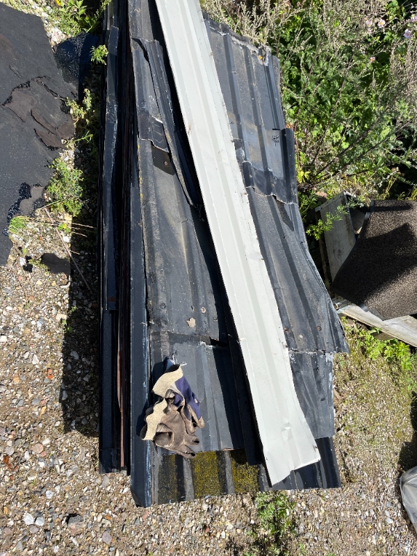 Bortkørsel af stål-tag