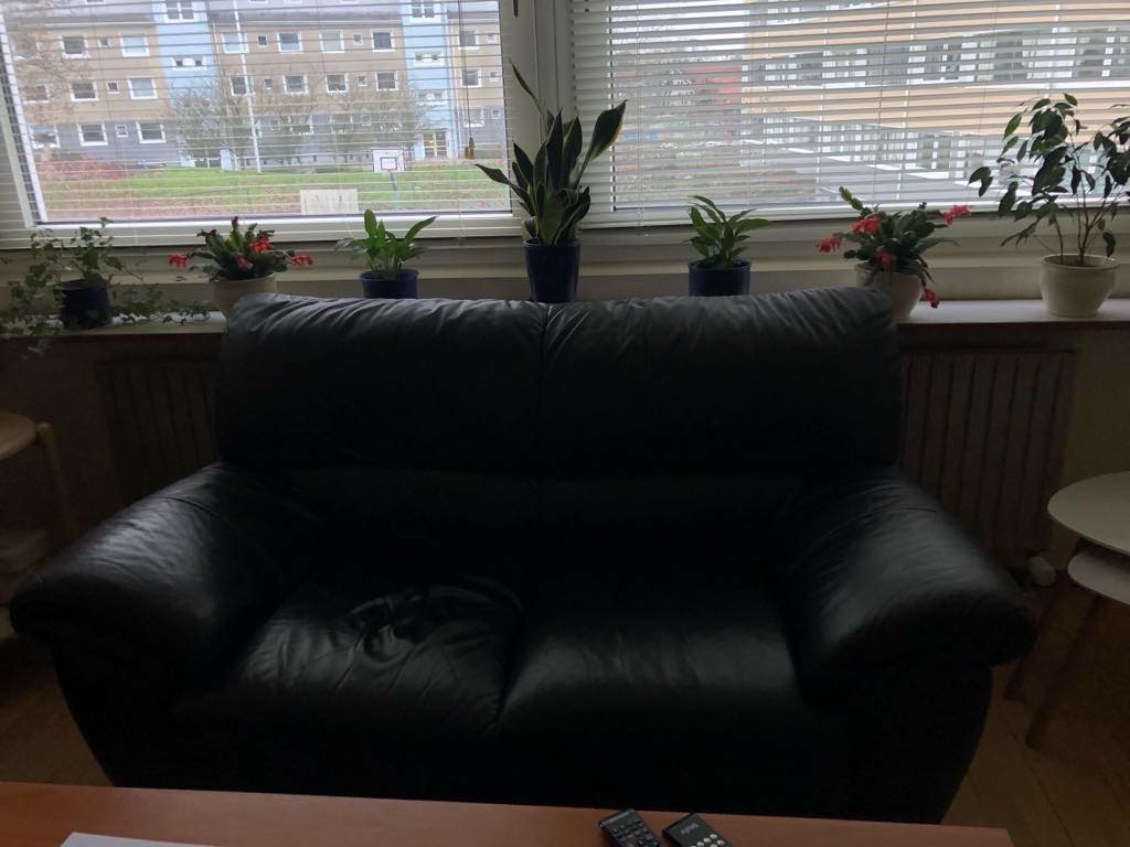 Afhentninger af sofaer og bord