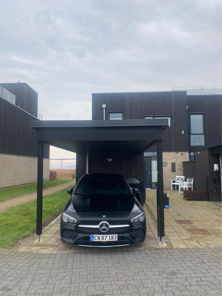 Maling af rækkehus 1 sals højde samt skur/carport