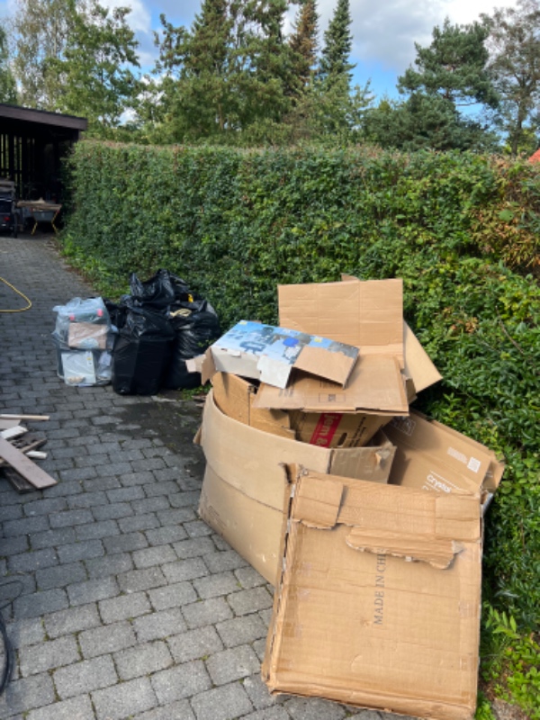 Fjernet affald - pakket og sorteret