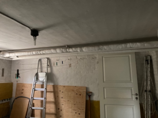 Vurdering og udskiftning af tærede vandrør i høj kælder