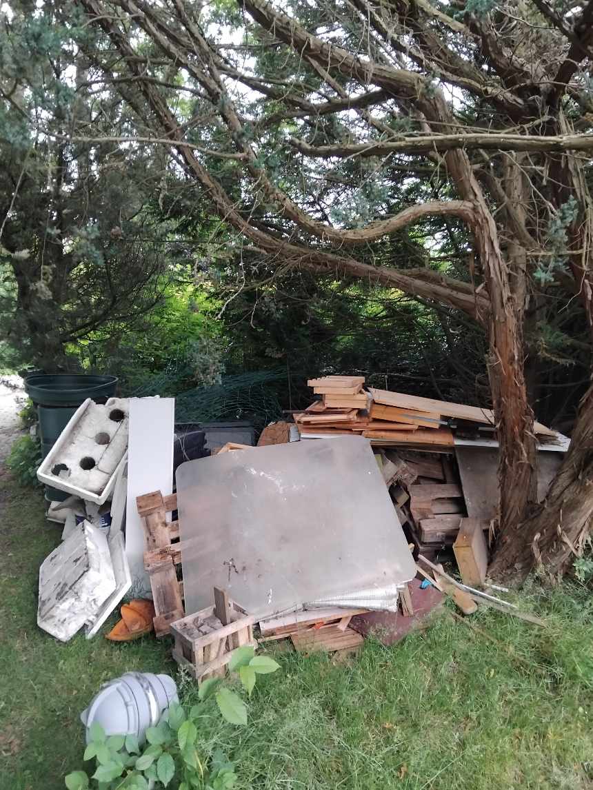 Opgaven er pt i bero. Skrald til genbrugsstation