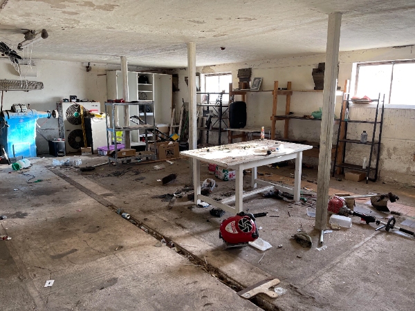 Oprydning og bortkørsel skrammel efter lejer